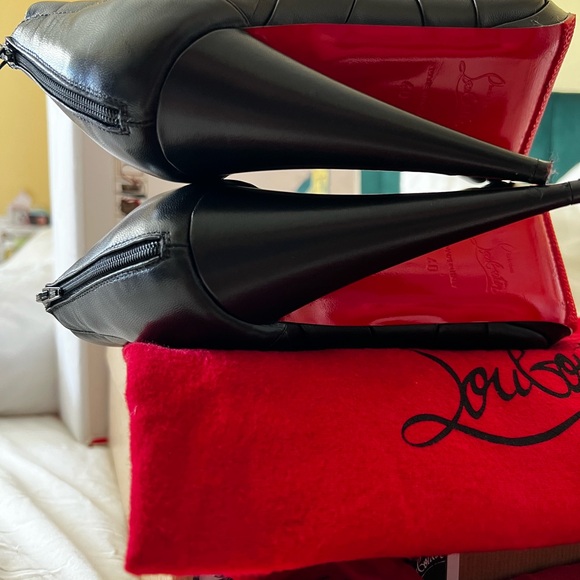 *SOLD*Christian Louboutin Drapicone Leather Heels 👠 - Picture 12 of 13